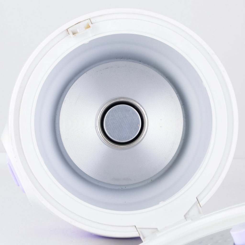 Electric Rice Cooker With Stainless Steel Non-Stick Inner Pot Plastic Measuring Cup Portable Hotel Use Model XP01